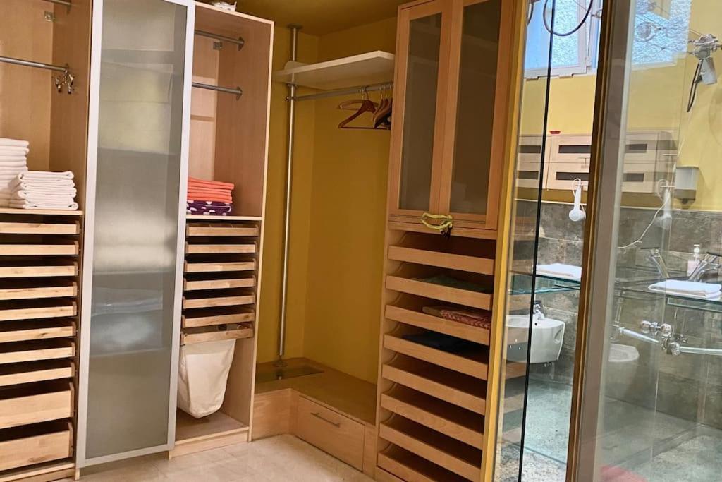 ארויומולינוס Madrid City Modern Apartment In Villa, Free Wifi מראה חיצוני תמונה