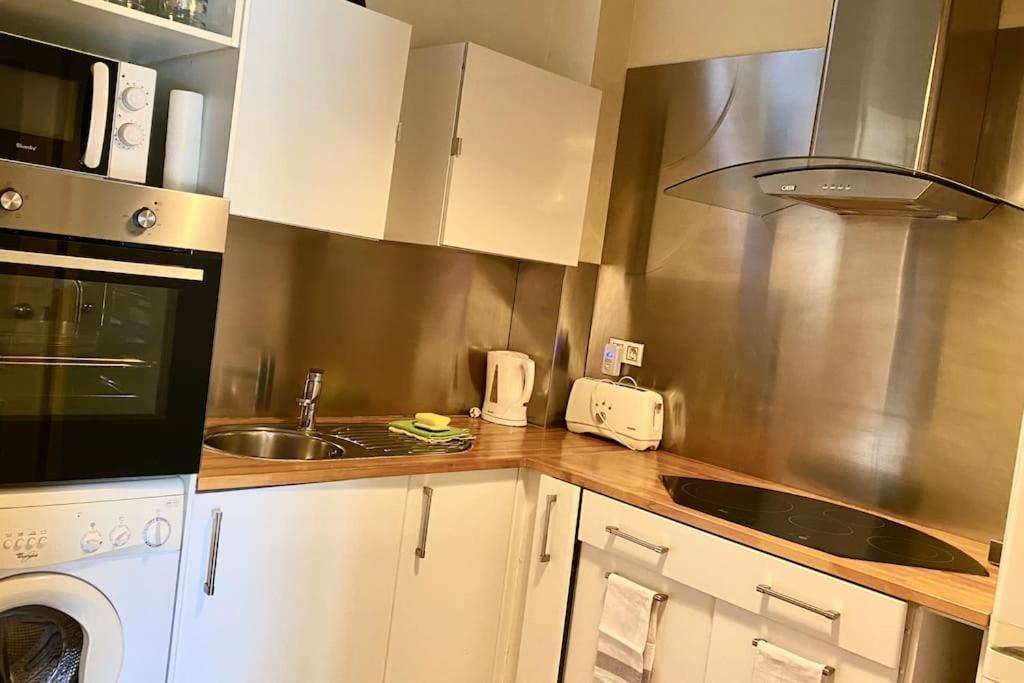 ארויומולינוס Madrid City Modern Apartment In Villa, Free Wifi מראה חיצוני תמונה