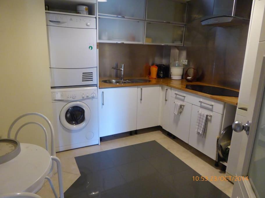 ארויומולינוס Madrid City Modern Apartment In Villa, Free Wifi מראה חיצוני תמונה